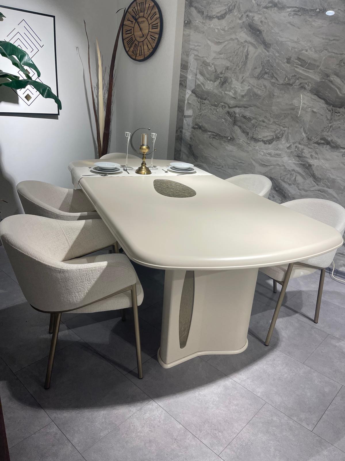 ROZA DINING ROOM SET