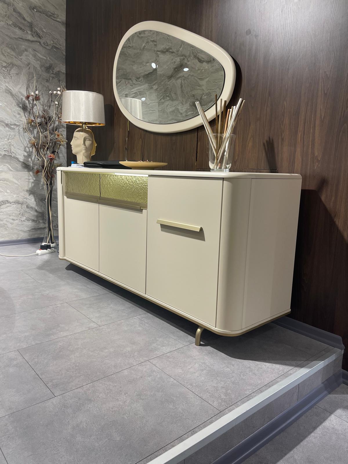 ROZA DINING ROOM SET