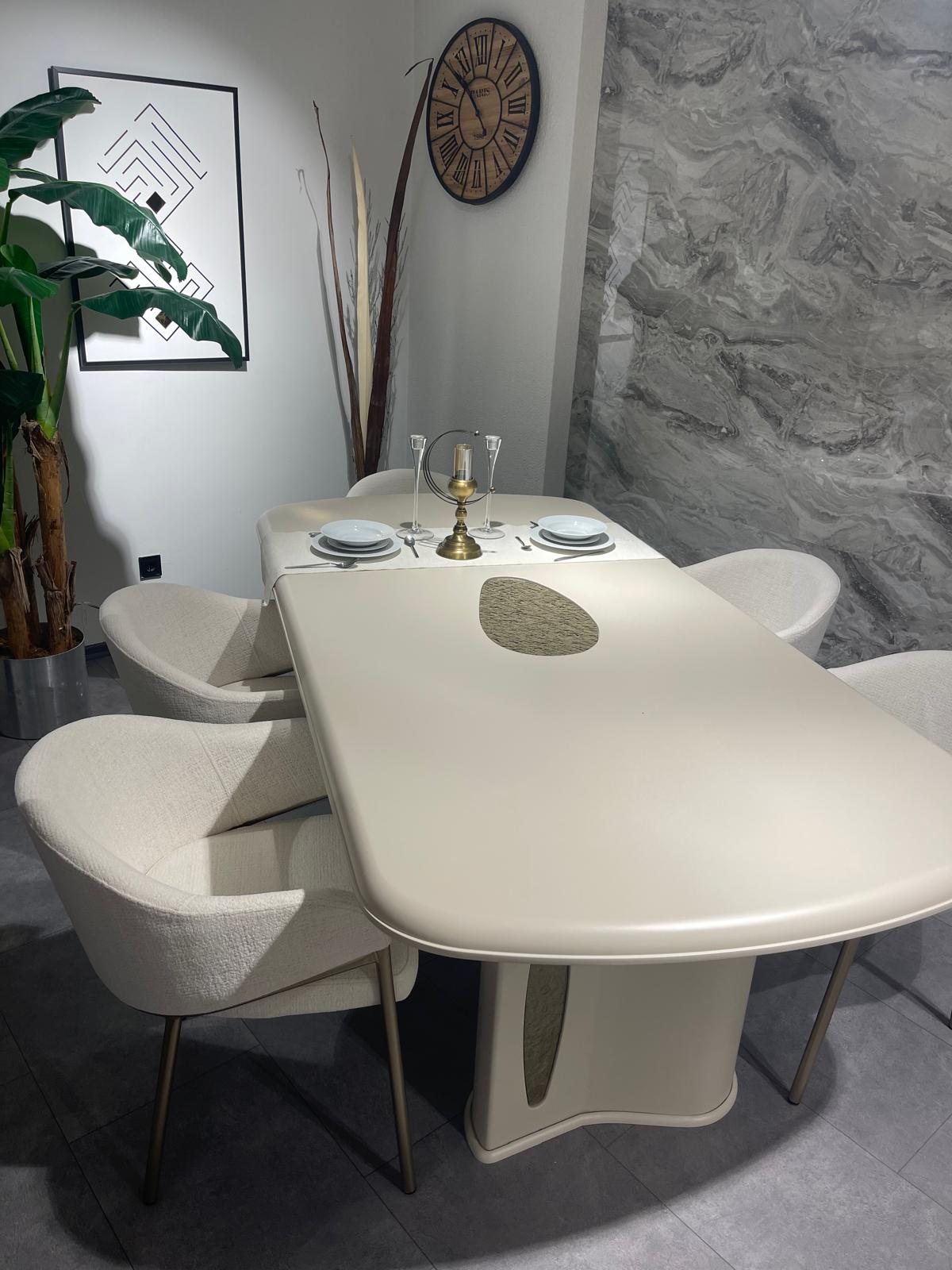 ROZA DINING ROOM SET